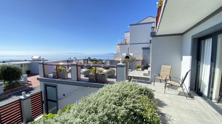 3 Bedroom Property for Sale in Seaforth Western Cape